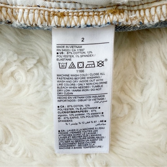 NWT Old Navy Women Blue Hight Waist OG Straight Denim Shorts US2 Preppy Classic - Picture 9 of 9